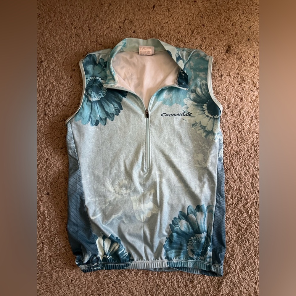 Vintage Cannondale Biking Jersey size medium